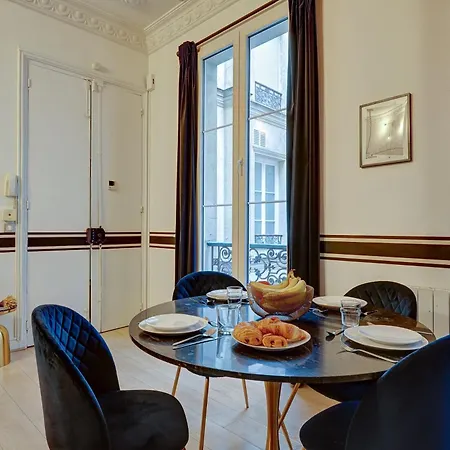 Lumiere Et Prestige - Champs-elysees *