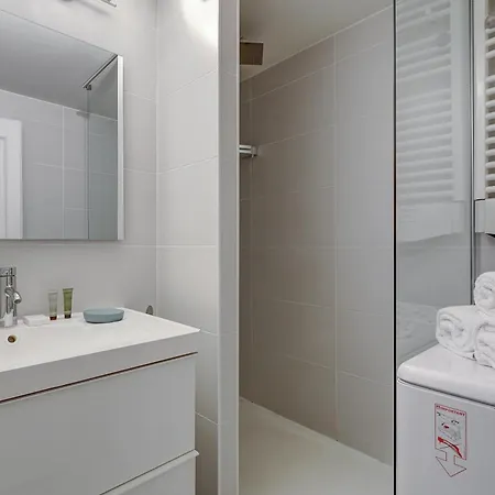 Lumiere Et Prestige - Champs-elysees Apartament Paryż